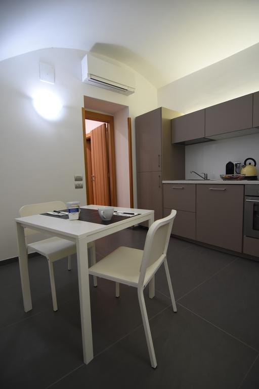 La Strada Parlata Otel Napoli Dış mekan fotoğraf