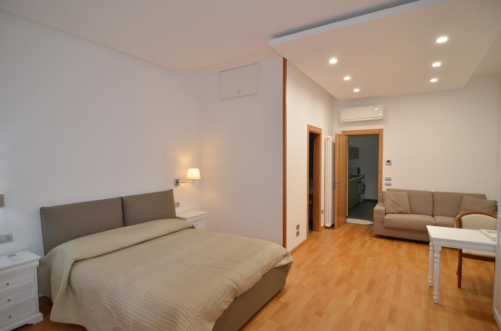 La Strada Parlata Otel Napoli Dış mekan fotoğraf