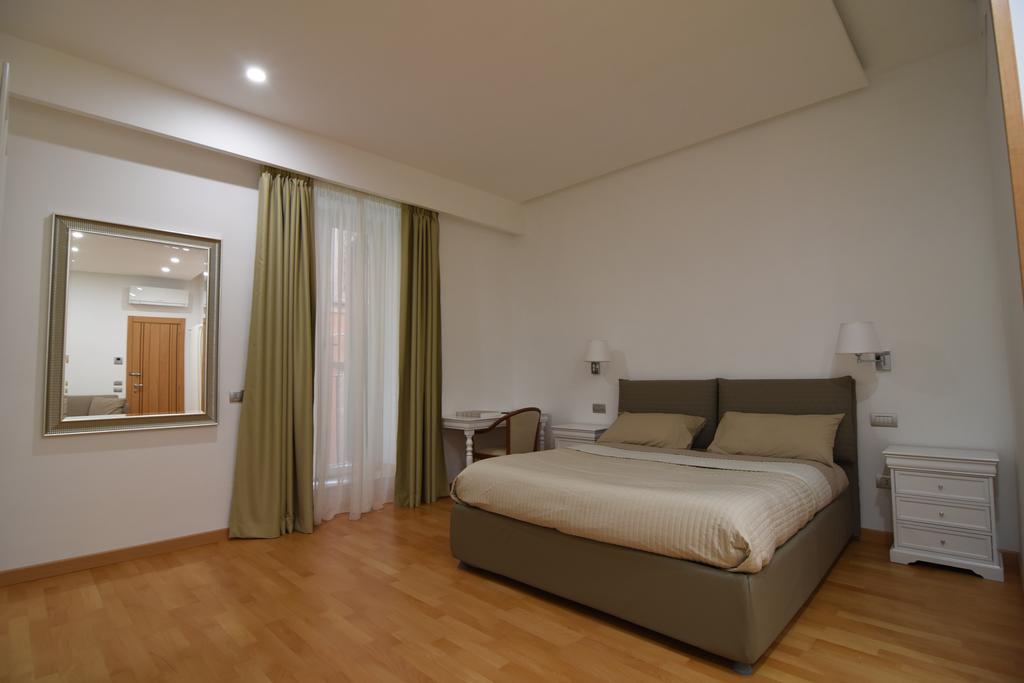 La Strada Parlata Otel Napoli Dış mekan fotoğraf